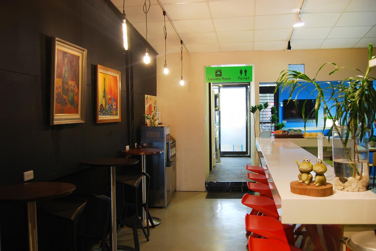 Backpackers Inn, Taipei Exterior photo