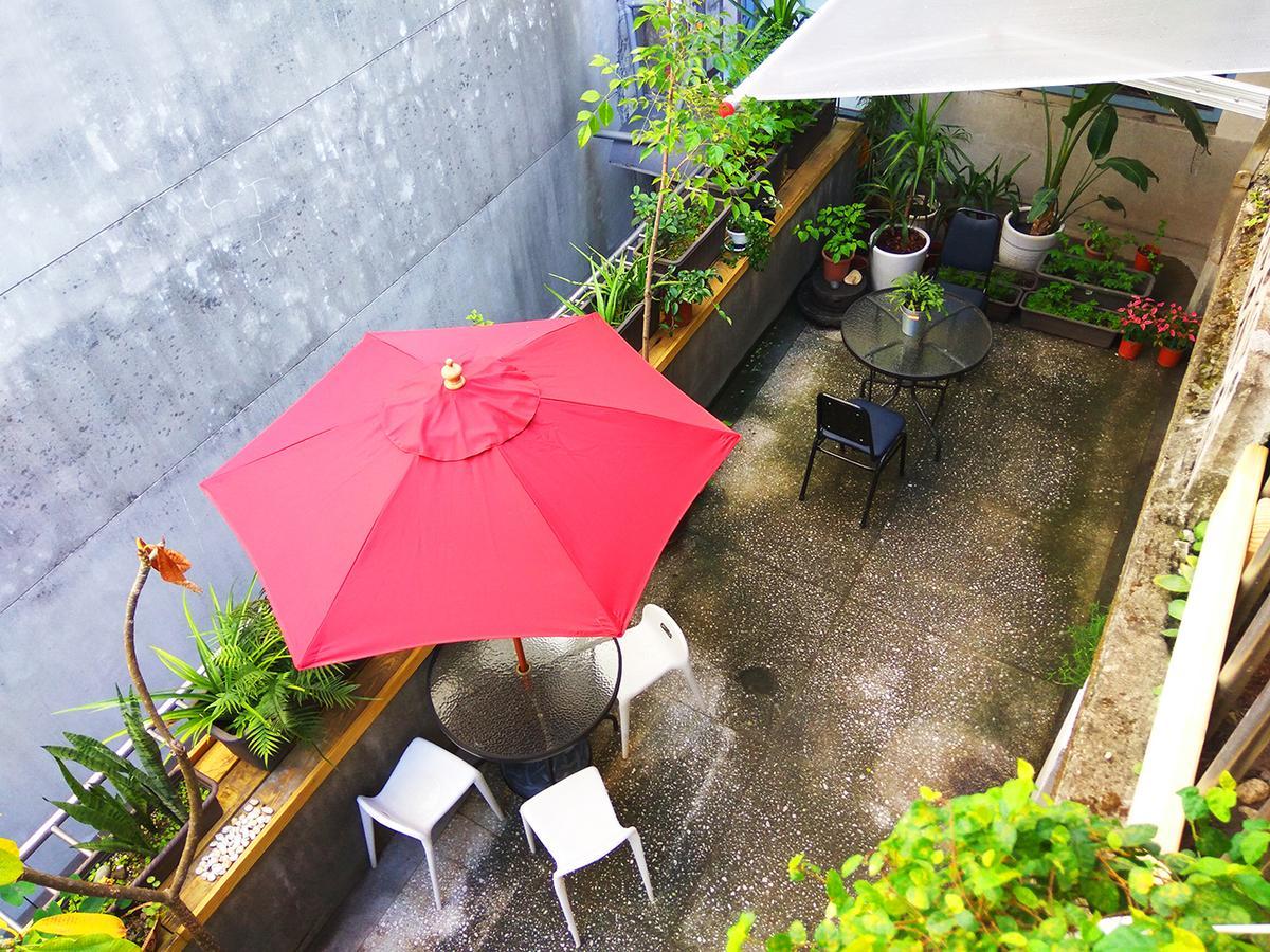 Backpackers Inn, Taipei Exterior photo