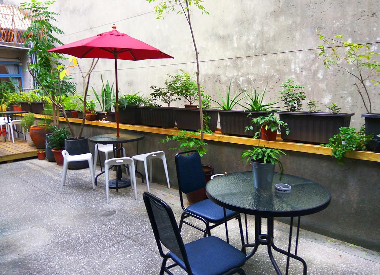 Backpackers Inn, Taipei Exterior photo