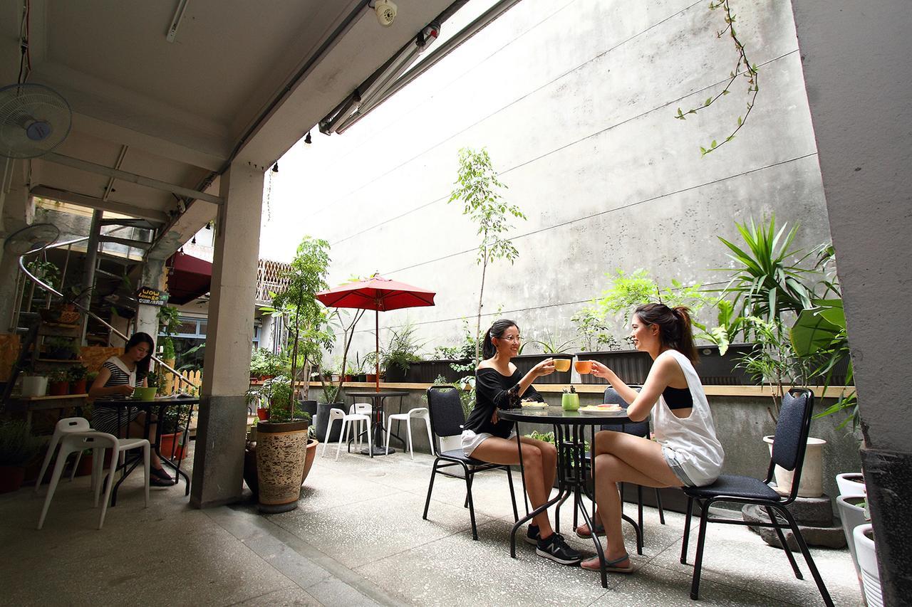 Backpackers Inn, Taipei Exterior photo